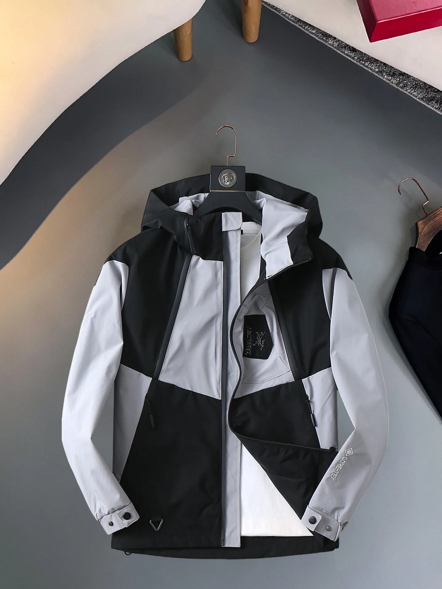 Same Style， ， 2026 New Arrival ， Original Premium Breathable ， ， ， Quality。 ， Sizes：M～3XL，